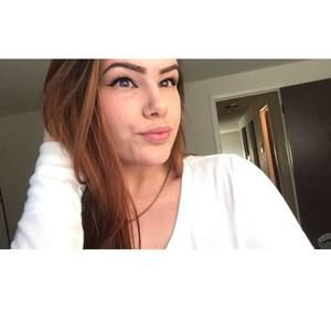 Meet your Posher, Kaytlin